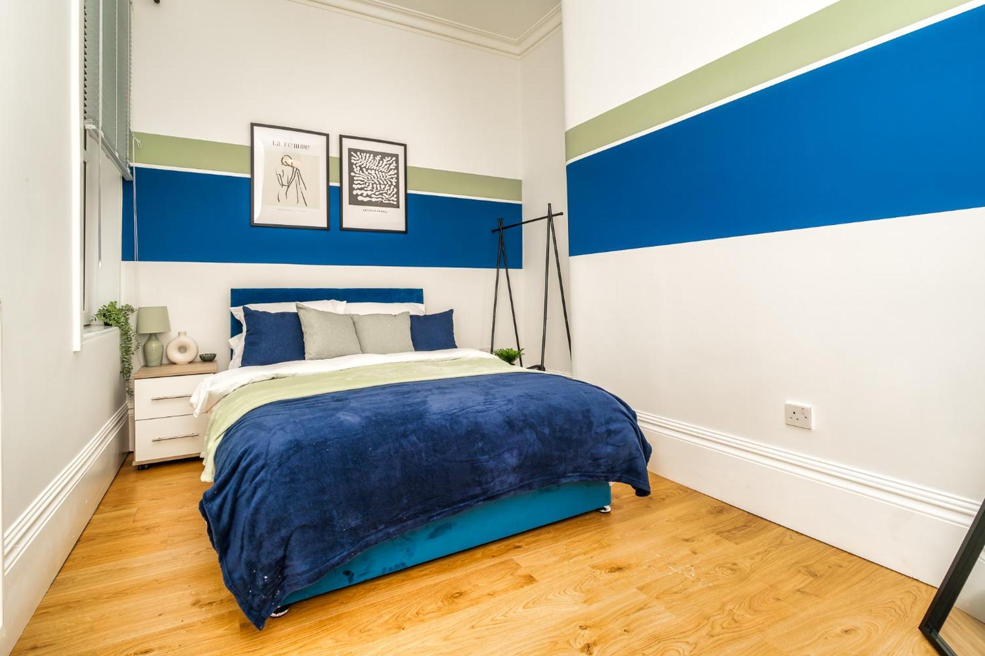 Cosy Retreat - Charming 2-Bed Apartment グリーノック エクステリア 写真