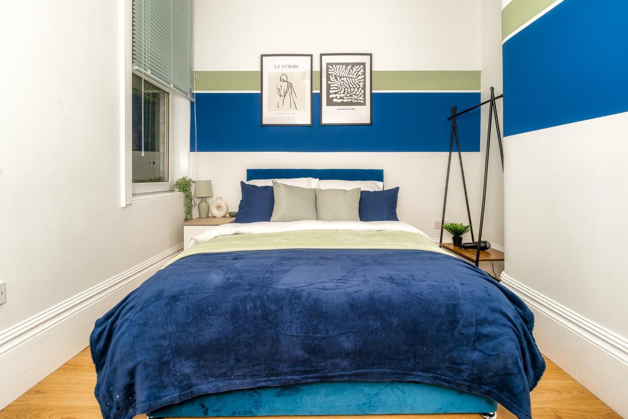 Cosy Retreat - Charming 2-Bed Apartment グリーノック エクステリア 写真
