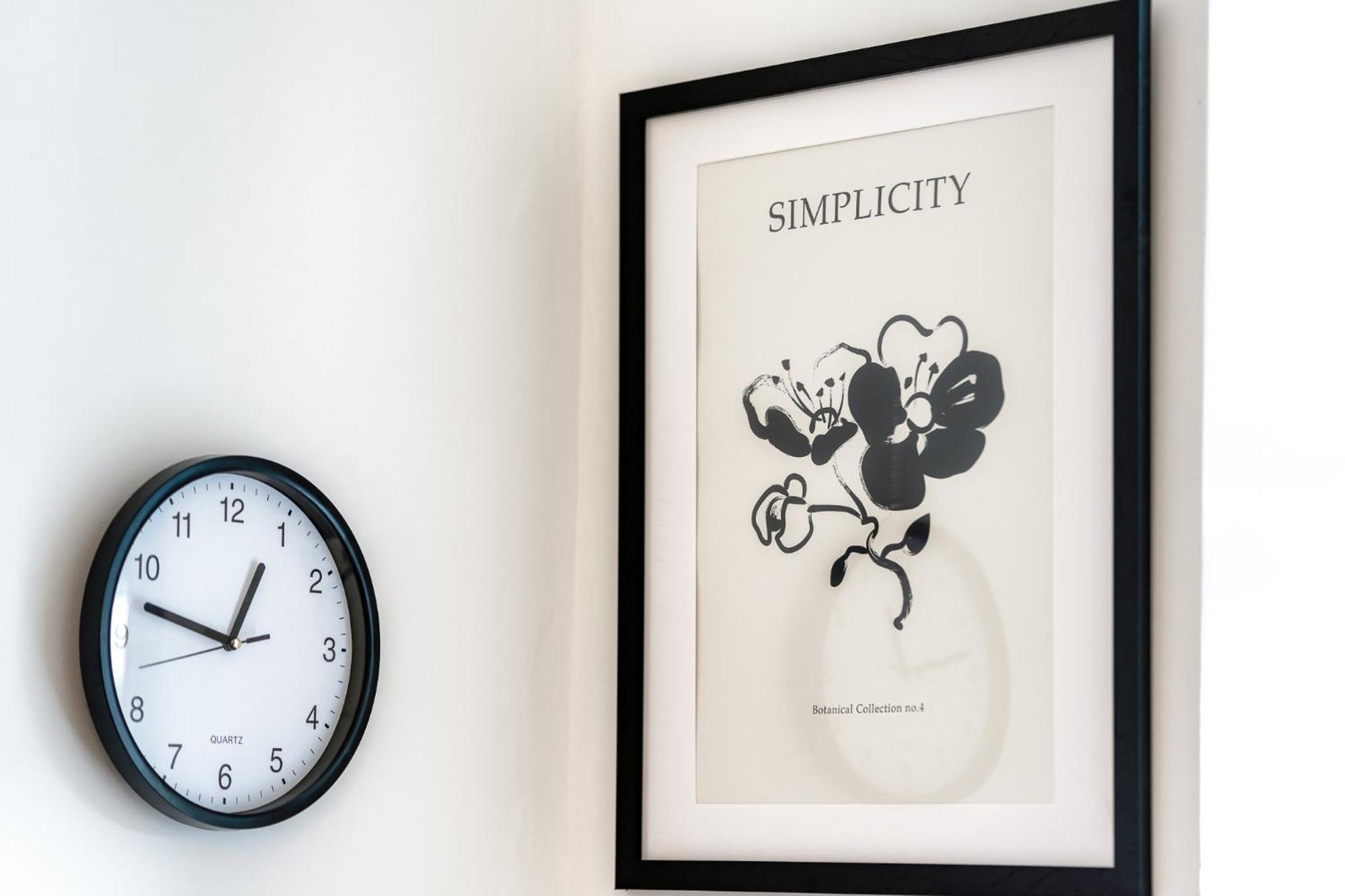 Cosy Retreat - Charming 2-Bed Apartment グリーノック エクステリア 写真